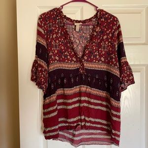 Brand: Knox Rose. Size: XL. Patterned blouse.